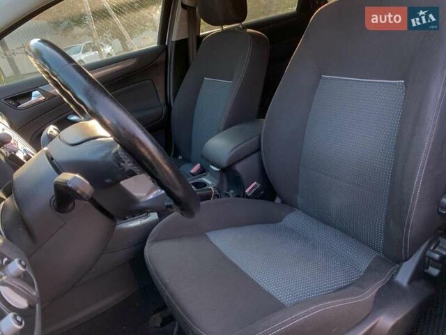 Серый Форд Мондео, объемом двигателя 1.6 л и пробегом 227 тыс. км за 8490 $, фото 24 на Automoto.ua