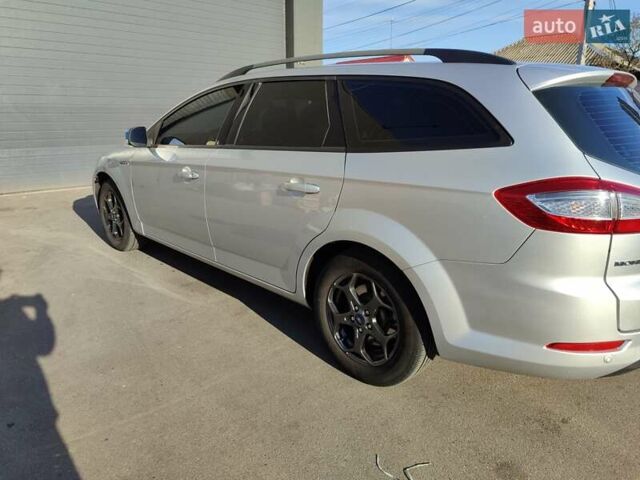 Серый Форд Мондео, объемом двигателя 2 л и пробегом 255 тыс. км за 8500 $, фото 8 на Automoto.ua