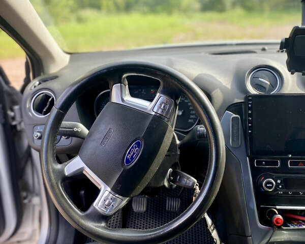 Форд Мондео 2011 в Чернигове на Automoto.ua Серый Форд Мондео, объемом двигателя 1.6 л и пробегом 347 тыс. км за 6500 $, фото 11 на Automoto.ua