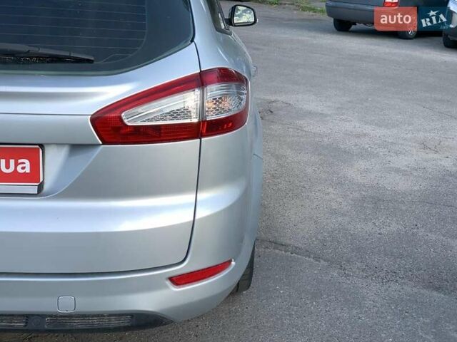 Серый Форд Мондео, объемом двигателя 1.6 л и пробегом 227 тыс. км за 8490 $, фото 10 на Automoto.ua