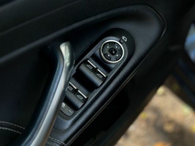 Серый Форд Мондео, объемом двигателя 1.6 л и пробегом 298 тыс. км за 7550 $, фото 6 на Automoto.ua