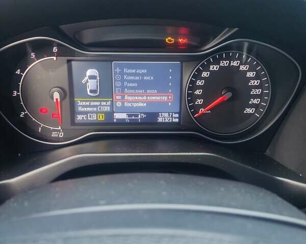 Серый Форд Мондео, объемом двигателя 1.6 л и пробегом 301 тыс. км за 7499 $, фото 23 на Automoto.ua