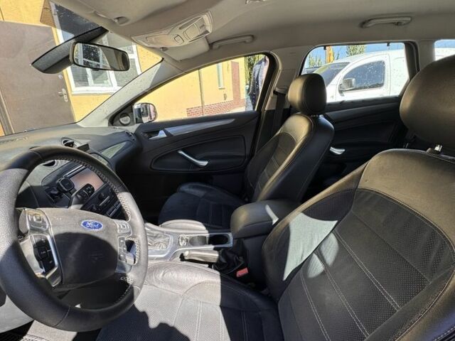 Серый Форд Мондео, объемом двигателя 2 л и пробегом 310 тыс. км за 7200 $, фото 17 на Automoto.ua