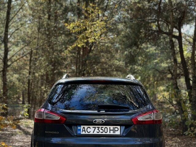 Серый Форд Мондео, объемом двигателя 1.6 л и пробегом 298 тыс. км за 7550 $, фото 1 на Automoto.ua