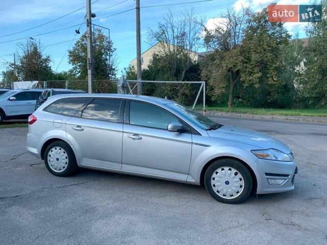 Серый Форд Мондео, объемом двигателя 1.6 л и пробегом 227 тыс. км за 8490 $, фото 2 на Automoto.ua