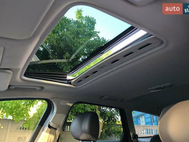 Сірий Форд Мондео, об'ємом двигуна 1.56 л та пробігом 258 тис. км за 8300 $, фото 9 на Automoto.ua