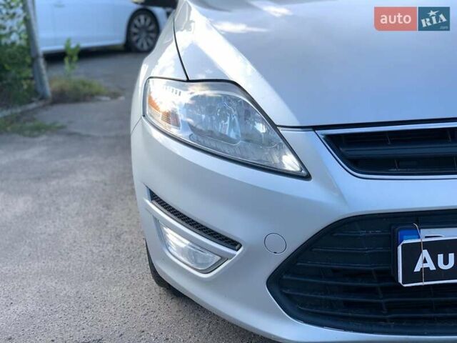 Серый Форд Мондео, объемом двигателя 1.6 л и пробегом 227 тыс. км за 8490 $, фото 8 на Automoto.ua