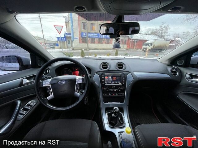 Серый Форд Мондео, объемом двигателя 2 л и пробегом 0 тыс. км за 5800 $, фото 6 на Automoto.ua