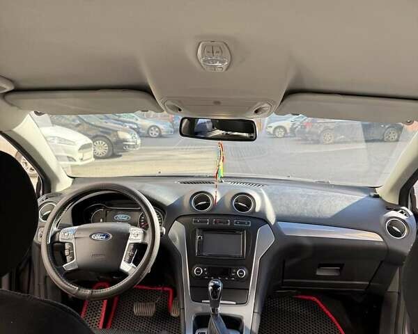 Серый Форд Мондео, объемом двигателя 2 л и пробегом 255 тыс. км за 7050 $, фото 15 на Automoto.ua