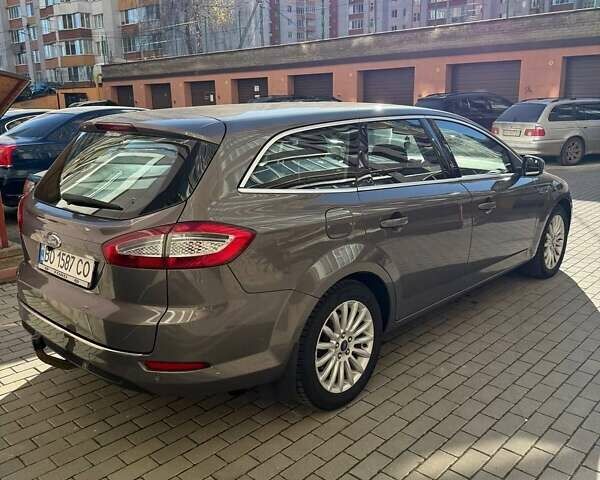 Серый Форд Мондео, объемом двигателя 2 л и пробегом 255 тыс. км за 7050 $, фото 6 на Automoto.ua