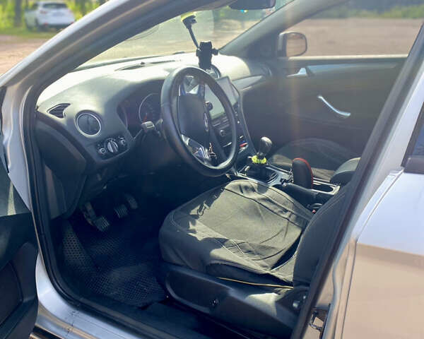 Форд Мондео 2011 в Чернигове на Automoto.ua Серый Форд Мондео, объемом двигателя 1.6 л и пробегом 347 тыс. км за 6500 $, фото 8 на Automoto.ua