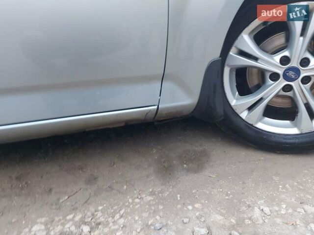 Сірий Форд Мондео, об'ємом двигуна 2.2 л та пробігом 272 тис. км за 7900 $, фото 10 на Automoto.ua