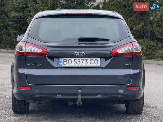 Серый Форд Мондео, объемом двигателя 1.6 л и пробегом 235 тыс. км за 7600 $, фото 5 на Automoto.ua