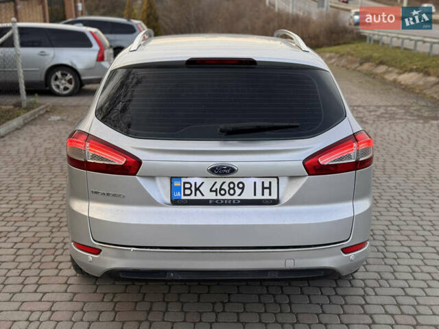Серый Форд Мондео, объемом двигателя 0 л и пробегом 295 тыс. км за 6999 $, фото 7 на Automoto.ua