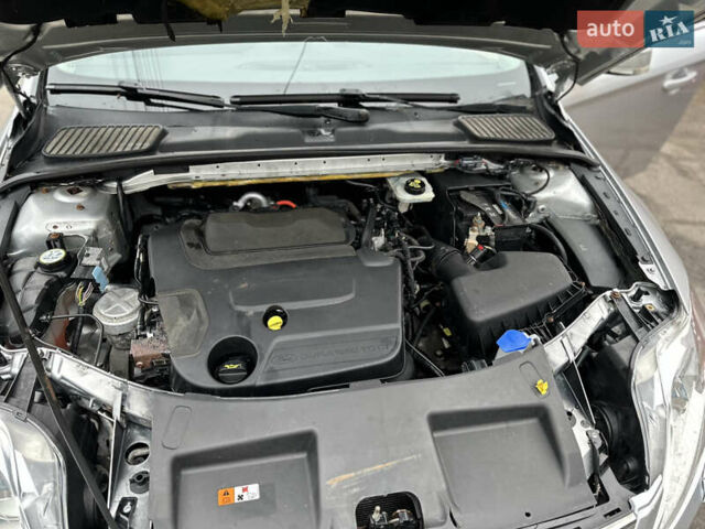 Серый Форд Мондео, объемом двигателя 2 л и пробегом 202 тыс. км за 6400 $, фото 18 на Automoto.ua