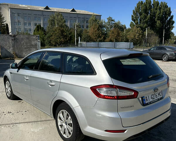 Серый Форд Мондео, объемом двигателя 2 л и пробегом 292 тыс. км за 5500 $, фото 3 на Automoto.ua