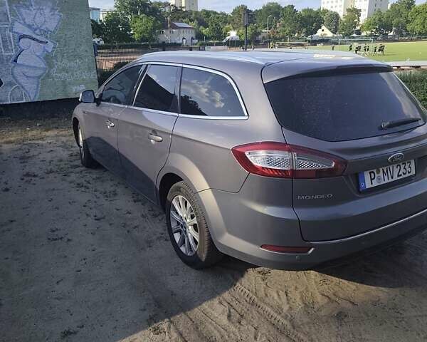 Серый Форд Мондео, объемом двигателя 2 л и пробегом 215 тыс. км за 5895 $, фото 32 на Automoto.ua