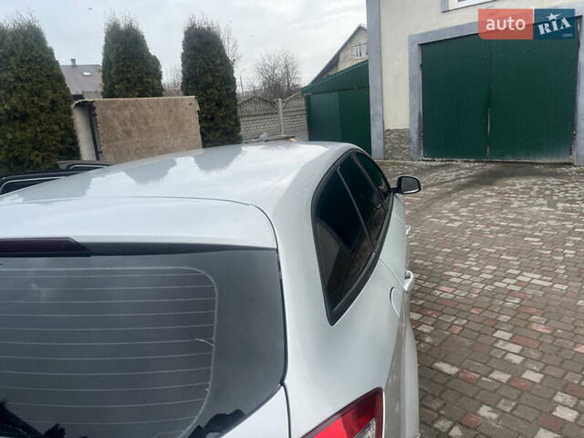 Сірий Форд Мондео, об'ємом двигуна 2 л та пробігом 218 тис. км за 6799 $, фото 46 на Automoto.ua