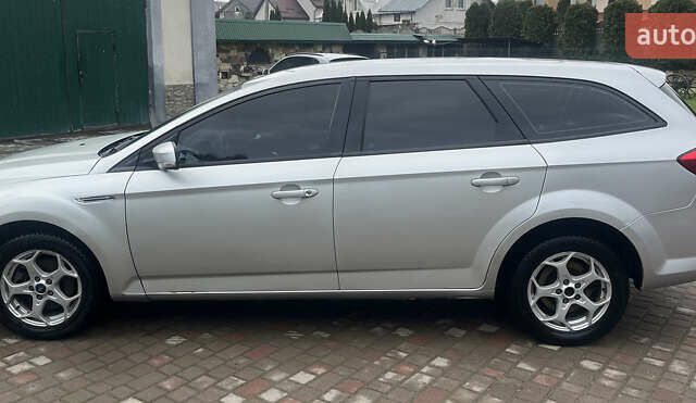 Сірий Форд Мондео, об'ємом двигуна 2 л та пробігом 218 тис. км за 6799 $, фото 35 на Automoto.ua