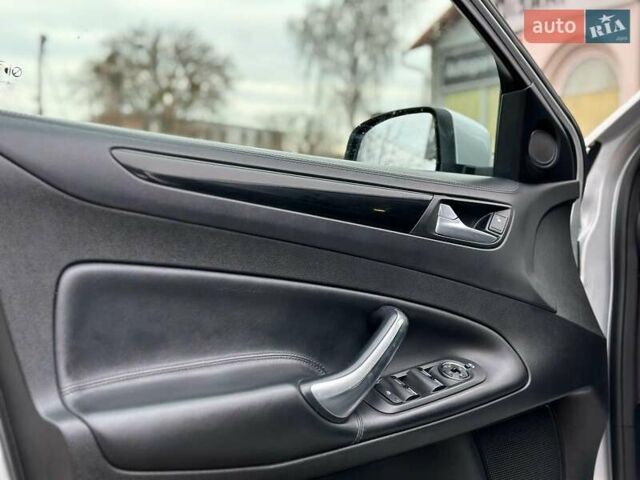 Серый Форд Мондео, объемом двигателя 2 л и пробегом 184 тыс. км за 10440 $, фото 37 на Automoto.ua