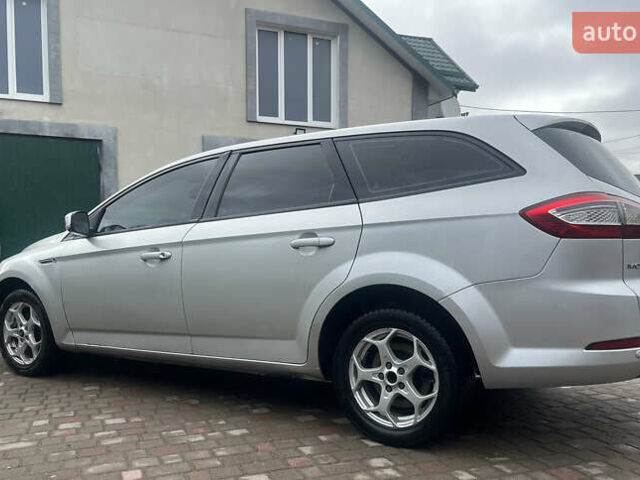 Сірий Форд Мондео, об'ємом двигуна 2 л та пробігом 218 тис. км за 6799 $, фото 33 на Automoto.ua