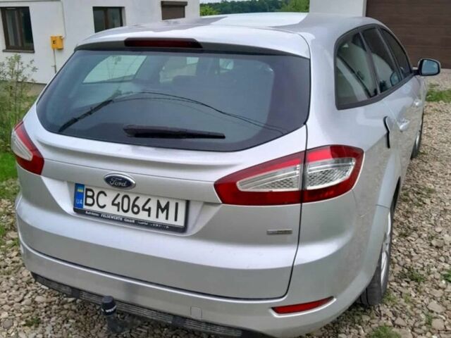 Сірий Форд Мондео, об'ємом двигуна 1.6 л та пробігом 207 тис. км за 8700 $, фото 3 на Automoto.ua