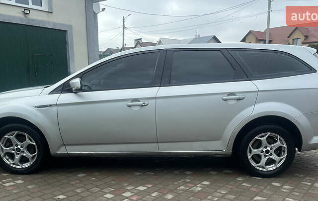 Сірий Форд Мондео, об'ємом двигуна 2 л та пробігом 218 тис. км за 6799 $, фото 36 на Automoto.ua