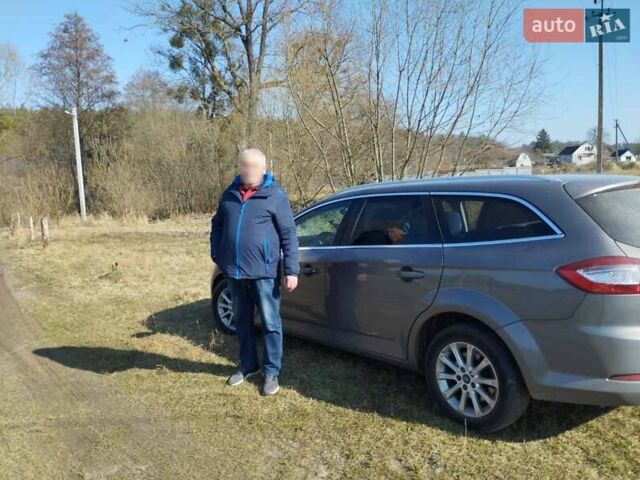 Серый Форд Мондео, объемом двигателя 2 л и пробегом 215 тыс. км за 5895 $, фото 24 на Automoto.ua