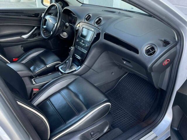 Серый Форд Мондео, объемом двигателя 2 л и пробегом 216 тыс. км за 10799 $, фото 22 на Automoto.ua