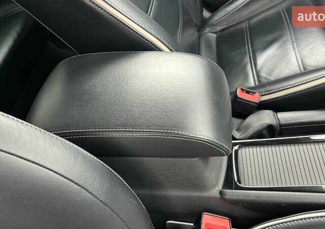 Сірий Форд Мондео, об'ємом двигуна 2 л та пробігом 216 тис. км за 10799 $, фото 36 на Automoto.ua