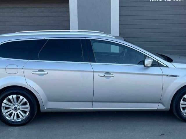 Серый Форд Мондео, объемом двигателя 2 л и пробегом 216 тыс. км за 10799 $, фото 5 на Automoto.ua