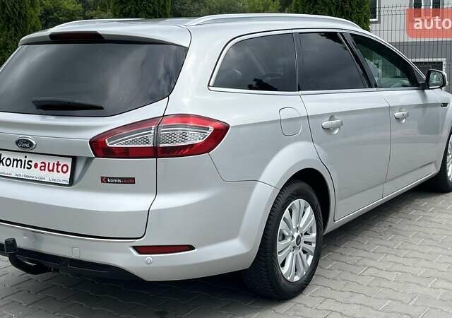 Сірий Форд Мондео, об'ємом двигуна 2 л та пробігом 216 тис. км за 10799 $, фото 14 на Automoto.ua