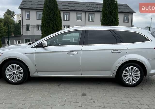 Сірий Форд Мондео, об'ємом двигуна 2 л та пробігом 216 тис. км за 10799 $, фото 5 на Automoto.ua