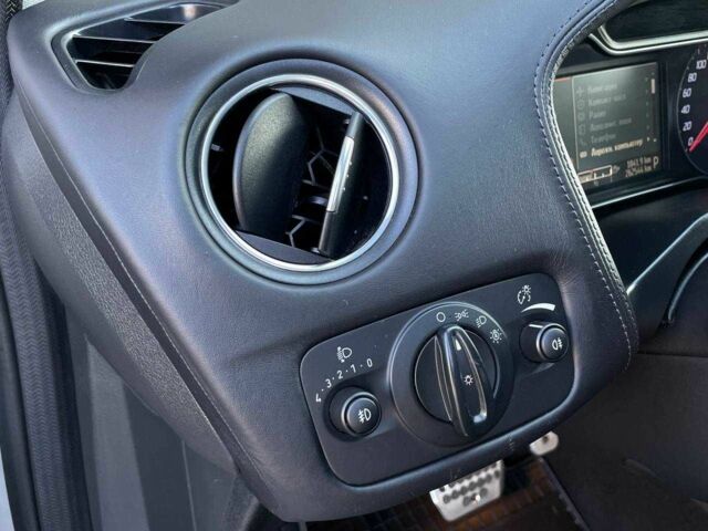 Серый Форд Мондео, объемом двигателя 2 л и пробегом 216 тыс. км за 10799 $, фото 16 на Automoto.ua