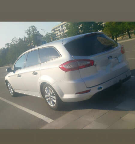 Сірий Форд Мондео, об'ємом двигуна 1.6 л та пробігом 216 тис. км за 8000 $, фото 7 на Automoto.ua