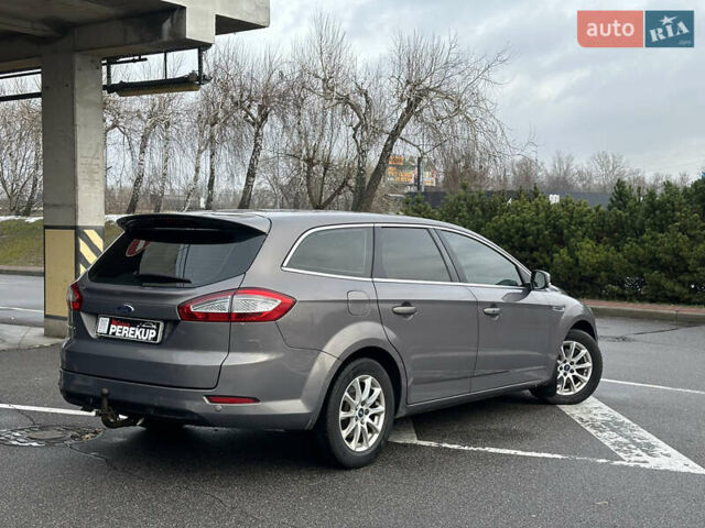 Серый Форд Мондео, объемом двигателя 2 л и пробегом 250 тыс. км за 7299 $, фото 4 на Automoto.ua
