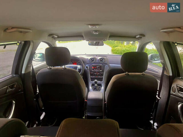 Форд Мондео 2014 в Сумах на Automoto.ua Серый Форд Мондео, объемом двигателя 1.6 л и пробегом 190 тыс. км за 8800 $, фото 6 на Automoto.ua