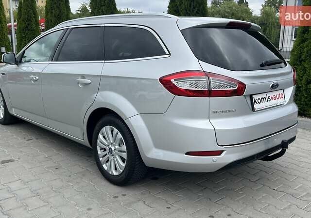 Сірий Форд Мондео, об'ємом двигуна 2 л та пробігом 216 тис. км за 10799 $, фото 6 на Automoto.ua