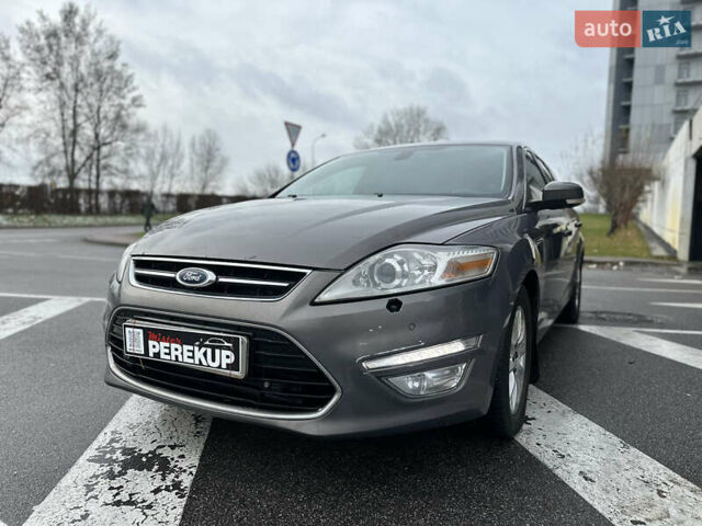 Серый Форд Мондео, объемом двигателя 2 л и пробегом 250 тыс. км за 7299 $, фото 6 на Automoto.ua