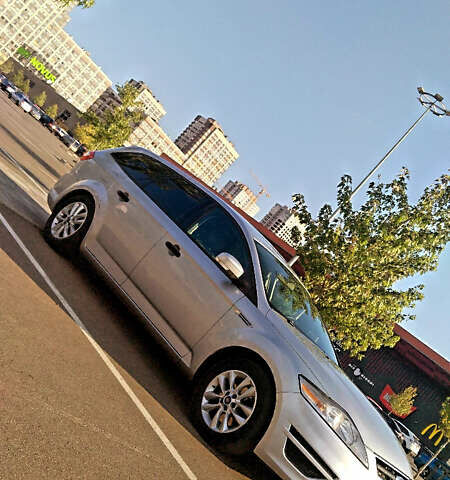 Сірий Форд Мондео, об'ємом двигуна 1.6 л та пробігом 216 тис. км за 8000 $, фото 1 на Automoto.ua