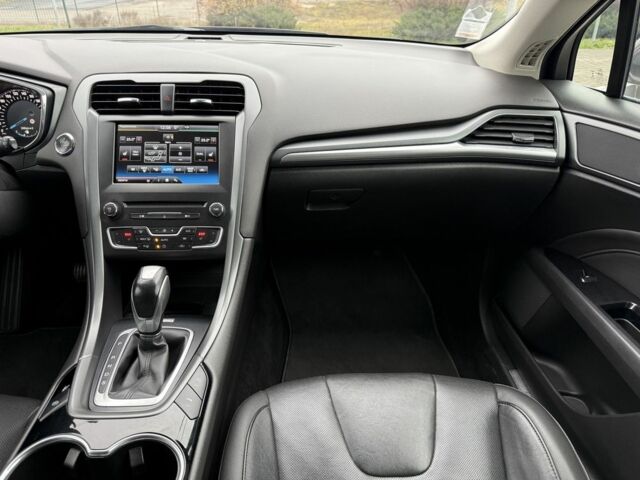 Серый Форд Мондео, объемом двигателя 2 л и пробегом 254 тыс. км за 11950 $, фото 16 на Automoto.ua