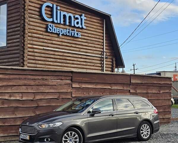 Сірий Форд Мондео, об'ємом двигуна 2 л та пробігом 249 тис. км за 11300 $, фото 62 на Automoto.ua