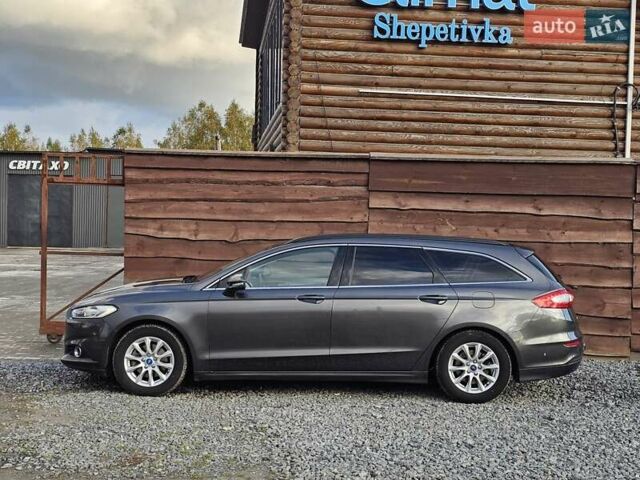 Сірий Форд Мондео, об'ємом двигуна 2 л та пробігом 249 тис. км за 11300 $, фото 2 на Automoto.ua