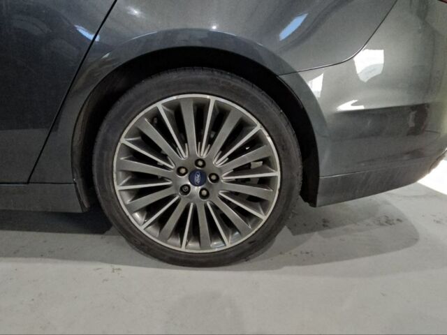 Серый Форд Мондео, объемом двигателя 2 л и пробегом 130 тыс. км за 12100 $, фото 40 на Automoto.ua