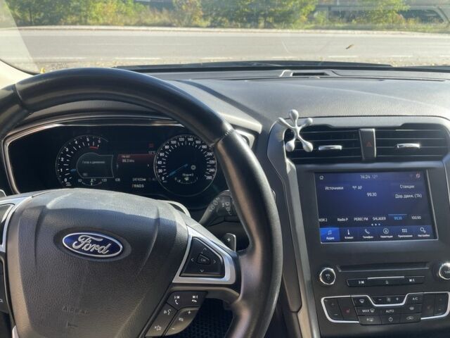 Серый Форд Мондео, объемом двигателя 2 л и пробегом 250 тыс. км за 11800 $, фото 19 на Automoto.ua