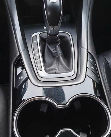 Серый Форд Мондео, объемом двигателя 2 л и пробегом 292 тыс. км за 12700 $, фото 22 на Automoto.ua