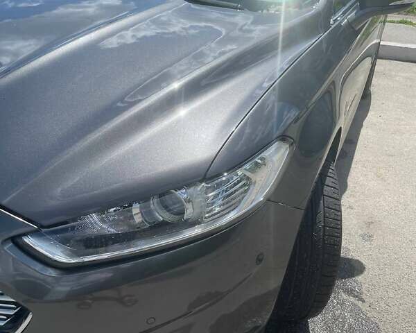 Серый Форд Мондео, объемом двигателя 2 л и пробегом 208 тыс. км за 11500 $, фото 5 на Automoto.ua