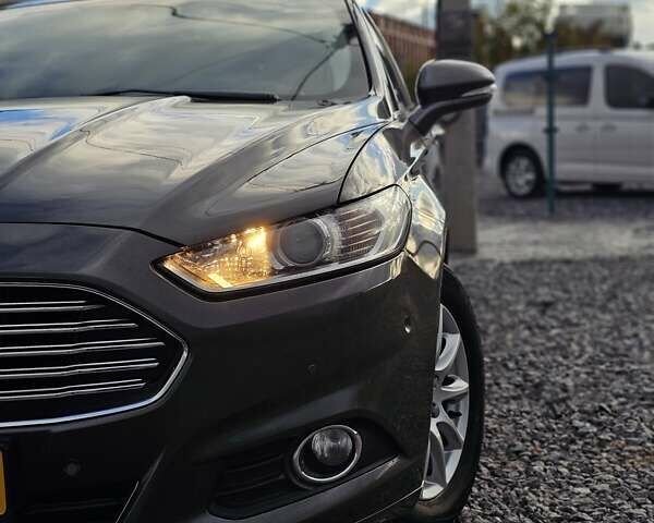 Сірий Форд Мондео, об'ємом двигуна 2 л та пробігом 249 тис. км за 11300 $, фото 17 на Automoto.ua