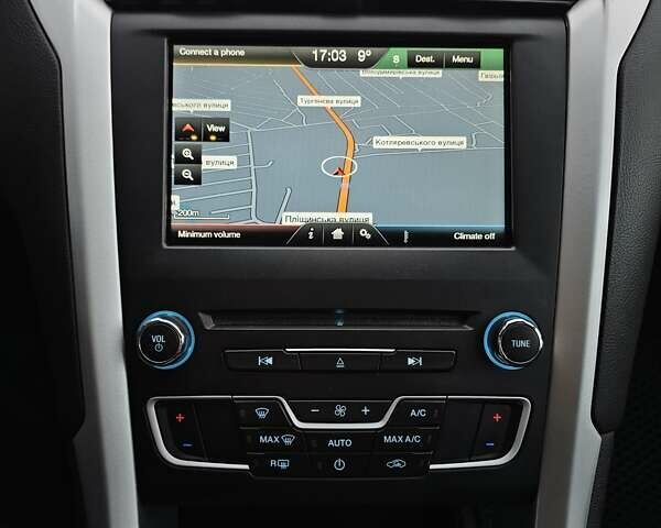 Сірий Форд Мондео, об'ємом двигуна 2 л та пробігом 249 тис. км за 11300 $, фото 31 на Automoto.ua