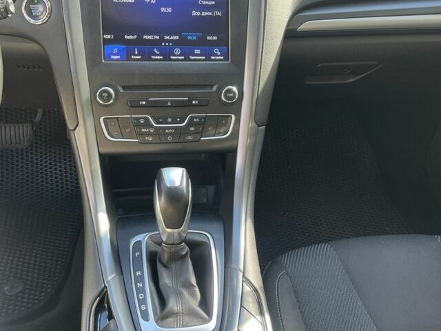 Серый Форд Мондео, объемом двигателя 2 л и пробегом 250 тыс. км за 11800 $, фото 20 на Automoto.ua